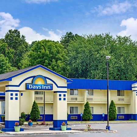 Days Inn By Wyndham סאות'ינגטון מראה חיצוני תמונה