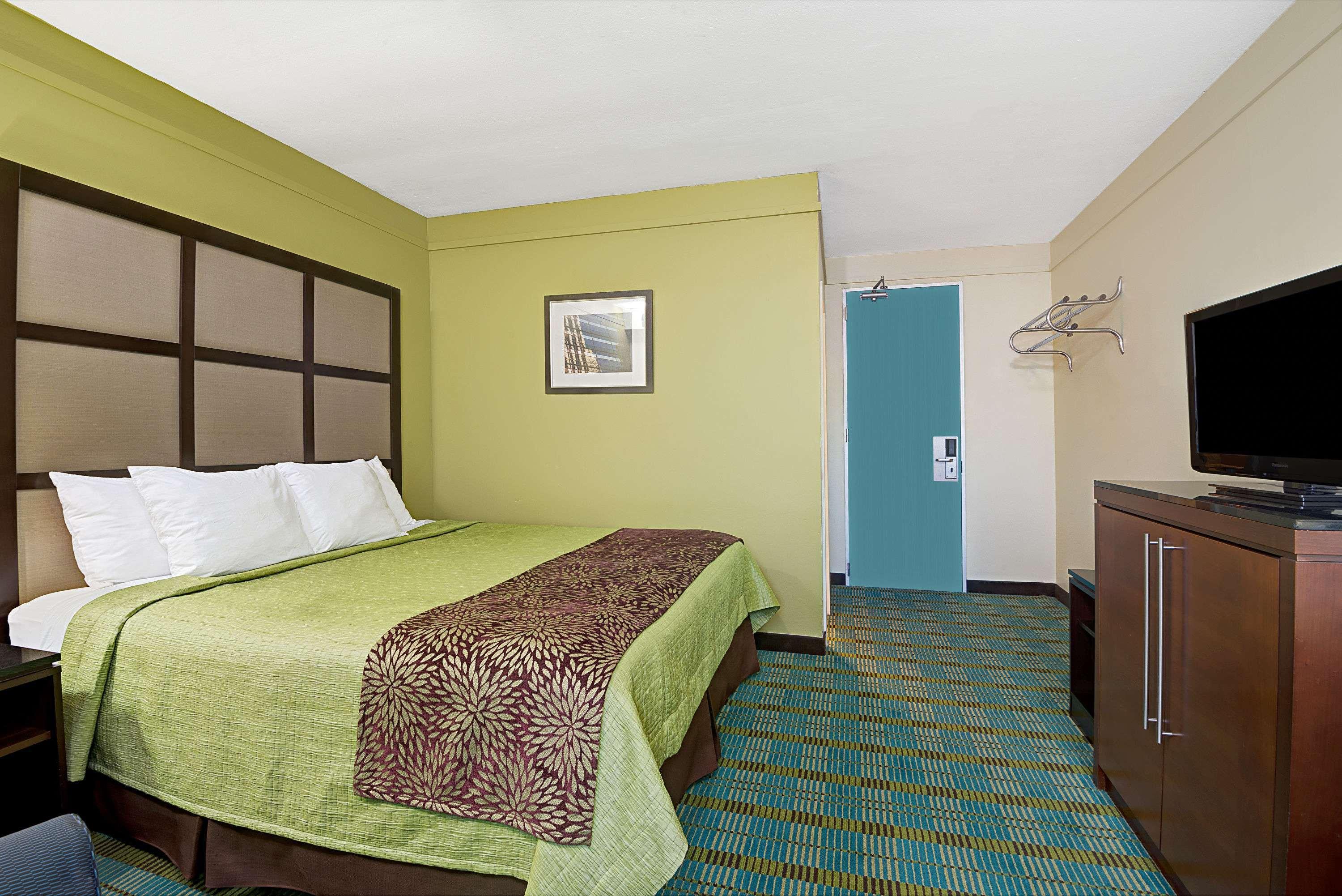 Days Inn By Wyndham סאות'ינגטון מראה חיצוני תמונה