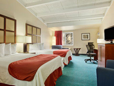 Days Inn By Wyndham סאות'ינגטון מראה חיצוני תמונה
